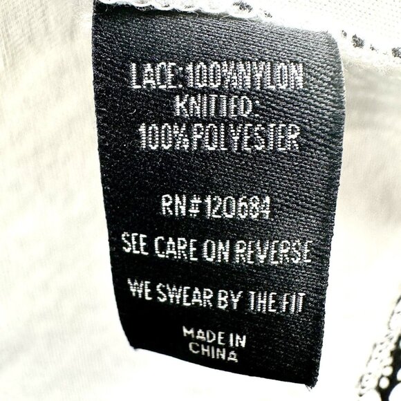 Torrid Skirt Size 3 (22-24) Lace Skater Skirt High Lo Hem Bonded Lace Plus Goth - Picture 11 of 16